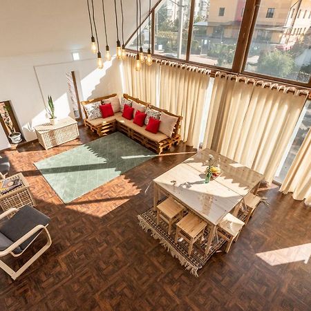 Albergue Modern Loft Lighthouse Karakol Exterior foto