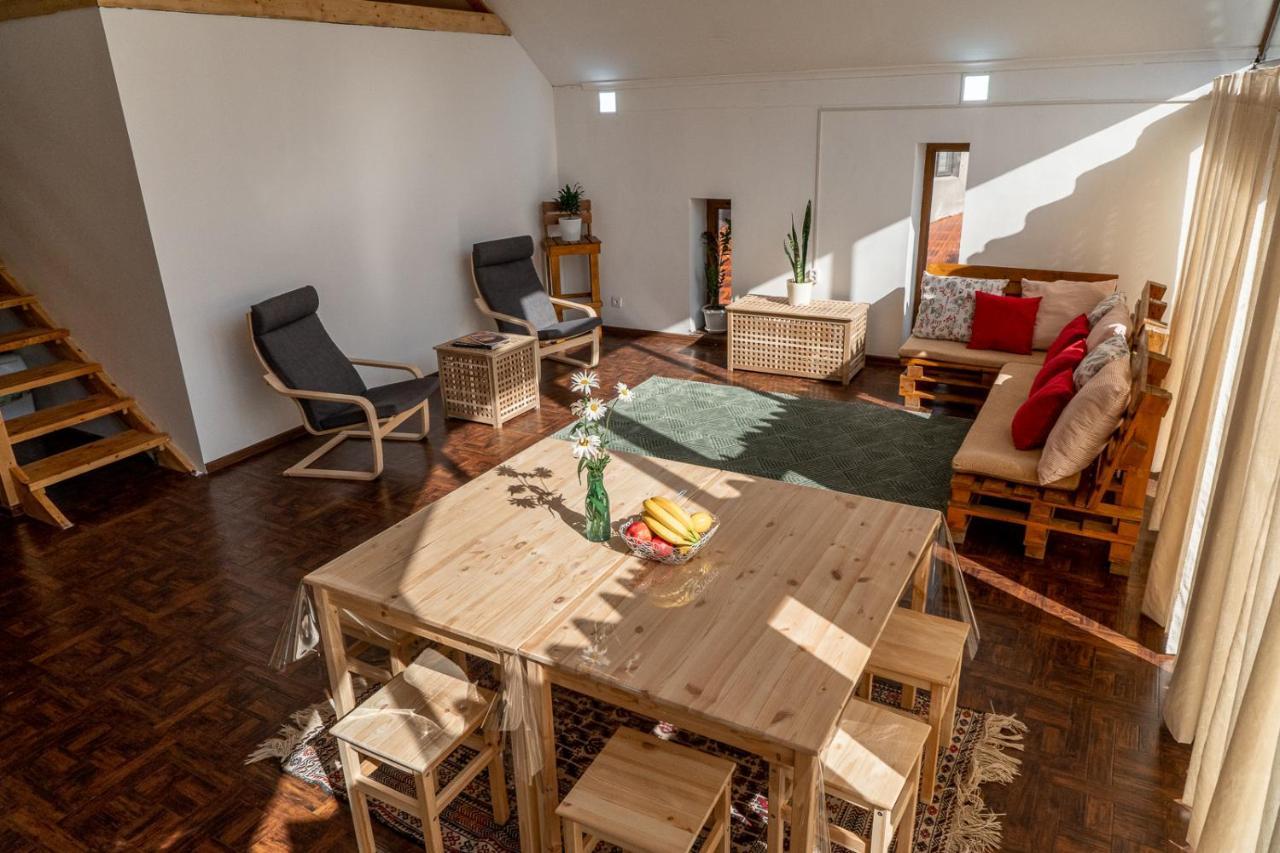Albergue Modern Loft Lighthouse Karakol Exterior foto