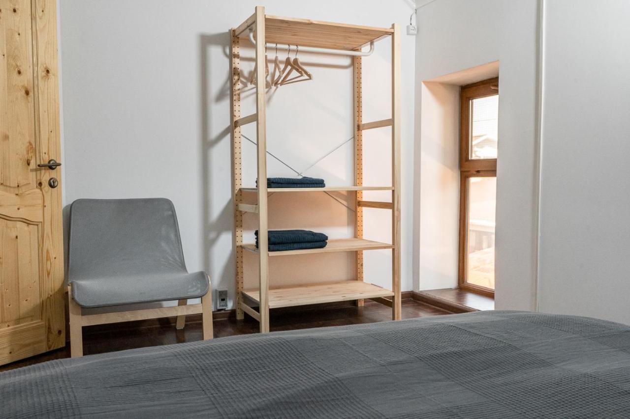 Albergue Modern Loft Lighthouse Karakol Exterior foto